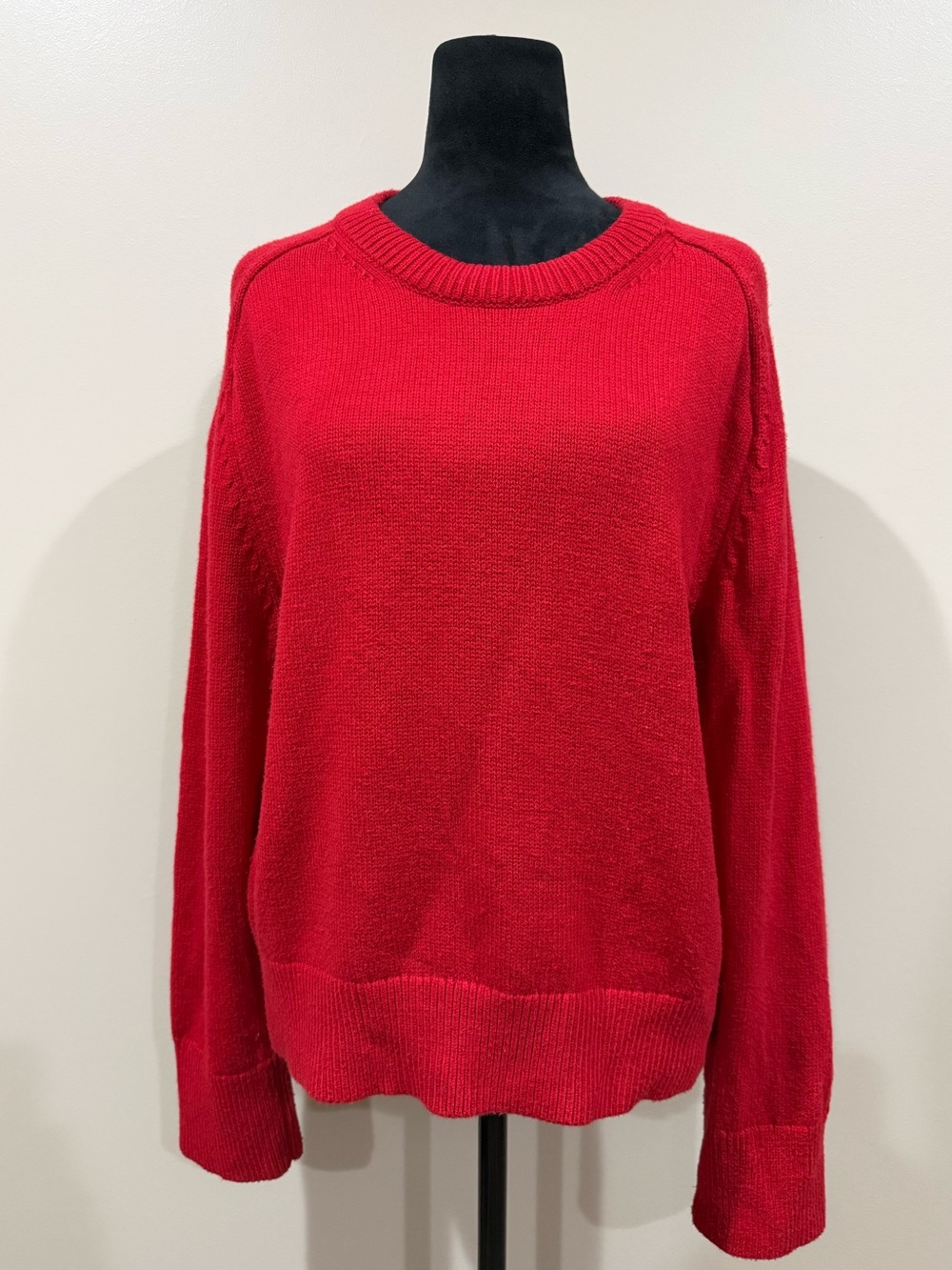 Abercrombie & Fitch Red Crewneck Knit Sweater